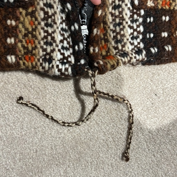 Wool sweater - Picture 3 of 3